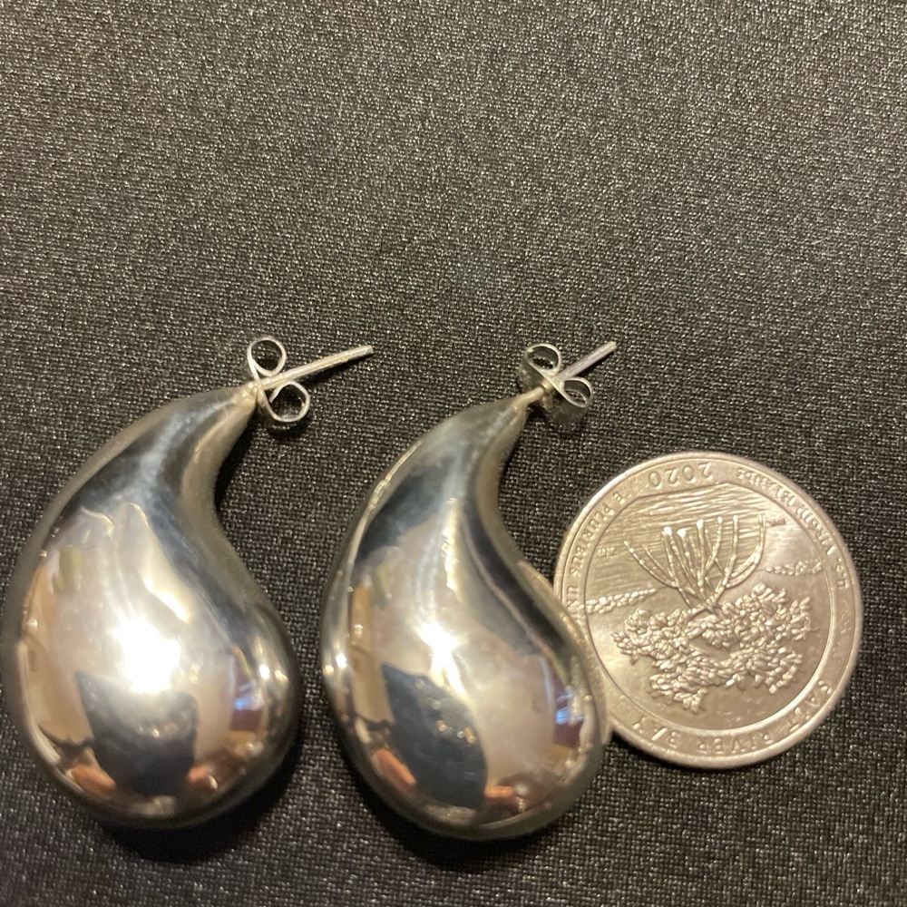 Tear Drops Sterling Silver 925 Earrings